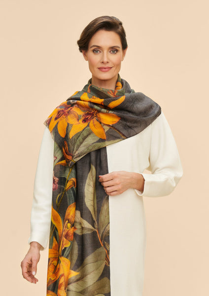 Powder Wool Wrap Botany Bliss In Charcoal Scarf